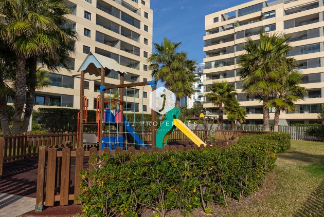 D'occasion - Attique -
Torrevieja - Costa Blanca
