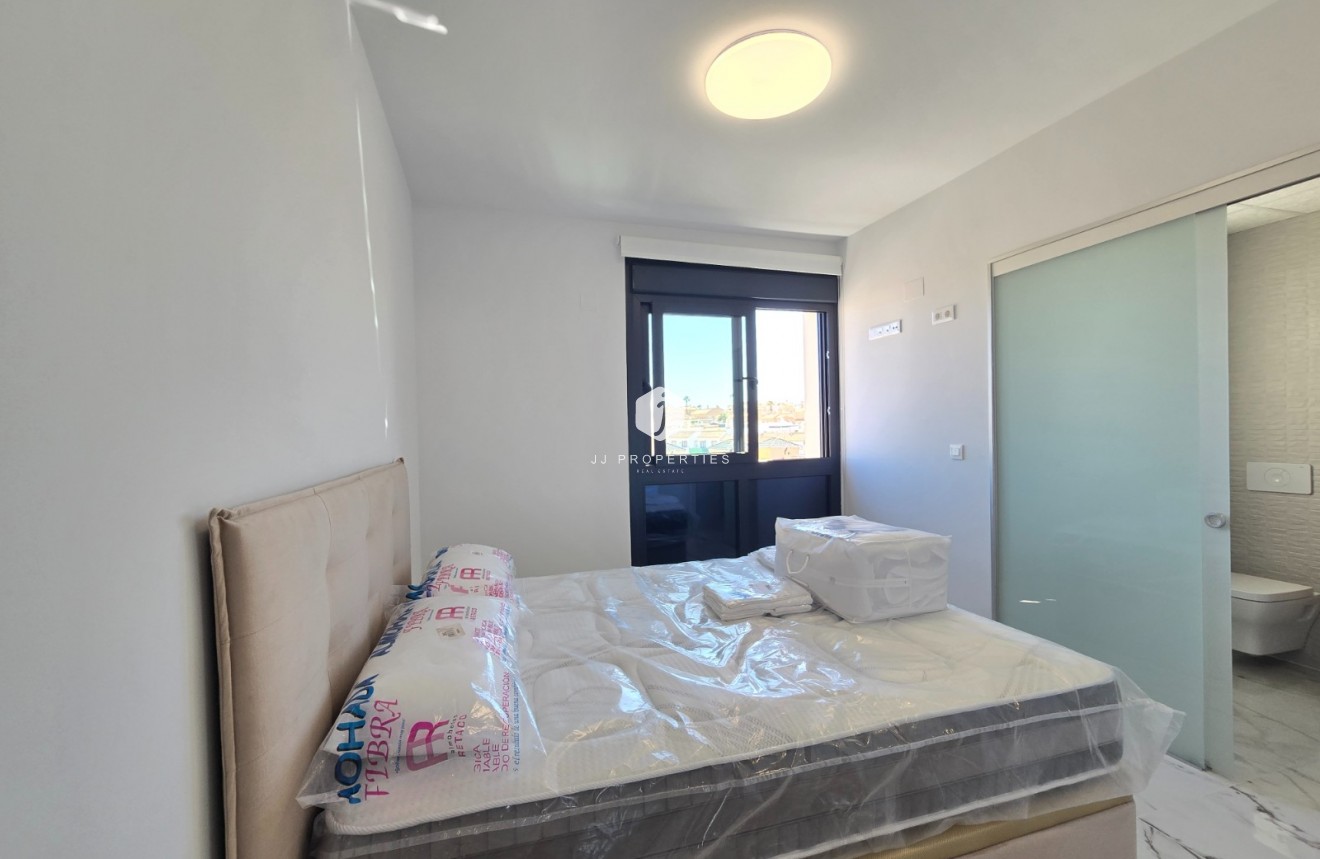 D'occasion - Appartement -
Orihuela Costa - Costa Blanca