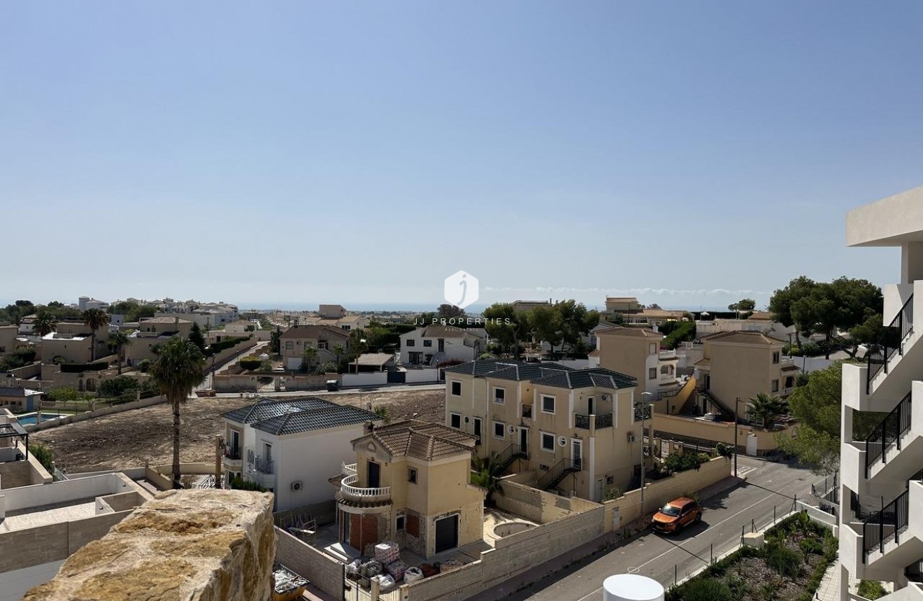 Aus zweiter Hand - Penthouse -
Orihuela Costa - Villamartín-las Filipinas