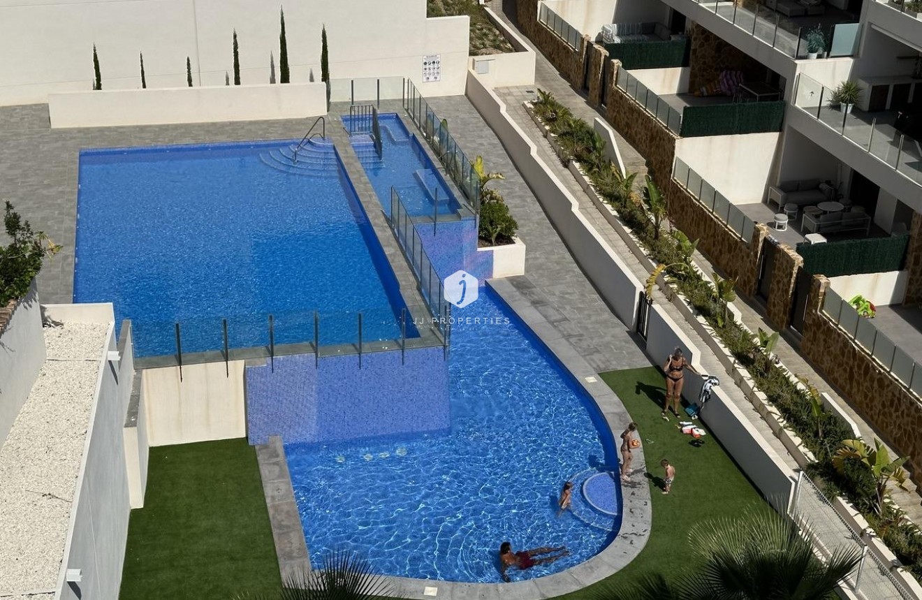 Aus zweiter Hand - Penthouse -
Orihuela Costa - Villamartín-las Filipinas