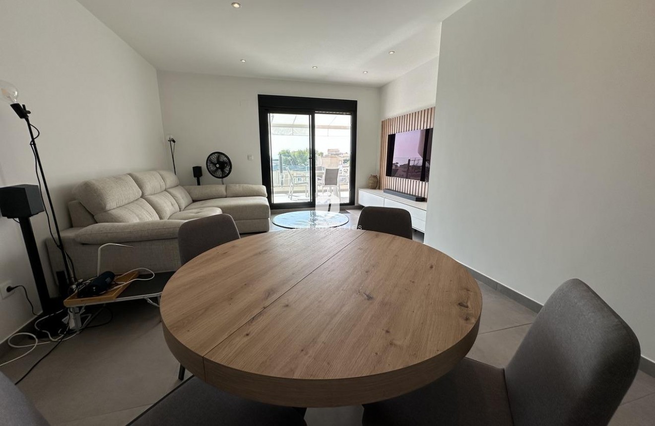 Aus zweiter Hand - Penthouse -
Orihuela Costa - Villamartín-las Filipinas
