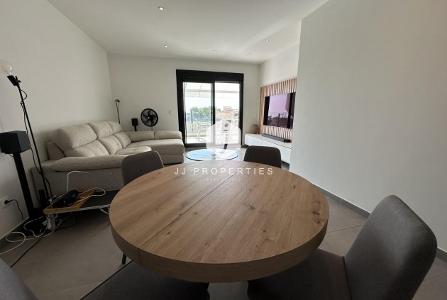 Aus zweiter Hand - Penthouse -
Orihuela Costa - Villamartín-las Filipinas