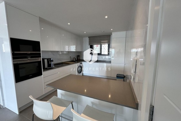 Aus zweiter Hand - Penthouse -
Orihuela Costa - Villamartín-las Filipinas