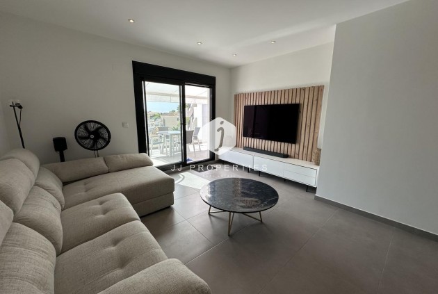 Aus zweiter Hand - Penthouse -
Orihuela Costa - Villamartín-las Filipinas