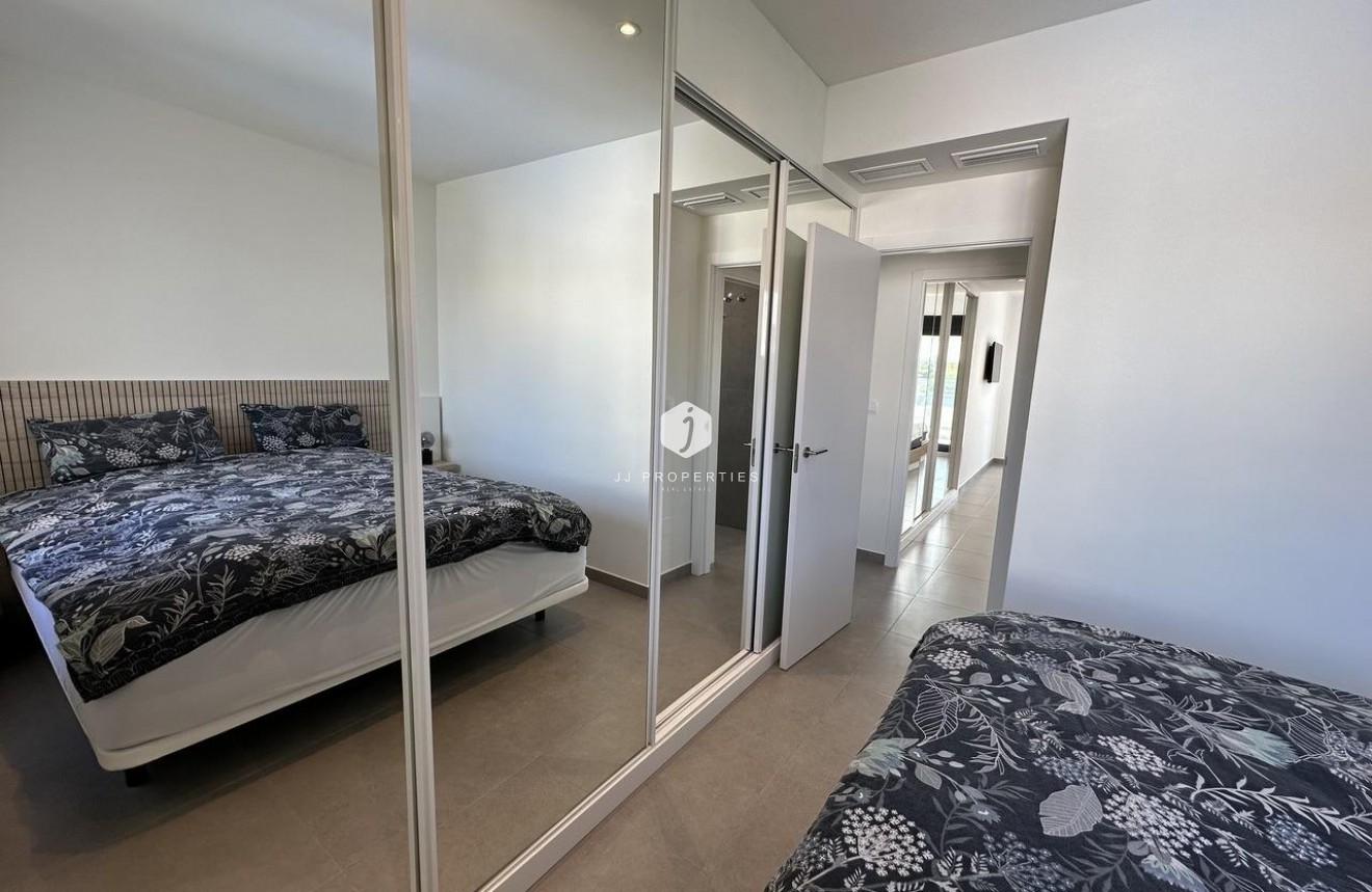Aus zweiter Hand - Penthouse -
Orihuela Costa - Villamartín-las Filipinas