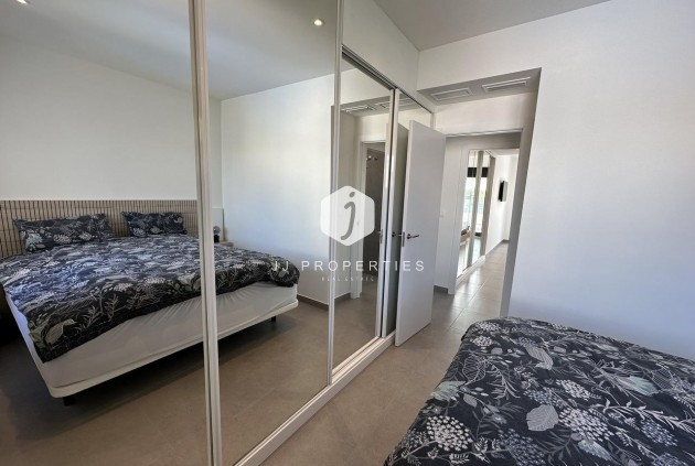 Aus zweiter Hand - Penthouse -
Orihuela Costa - Villamartín-las Filipinas