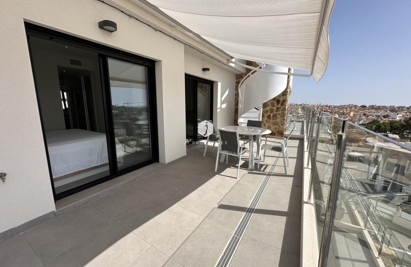 Aus zweiter Hand - Penthouse -
Orihuela Costa - Villamartín-las Filipinas