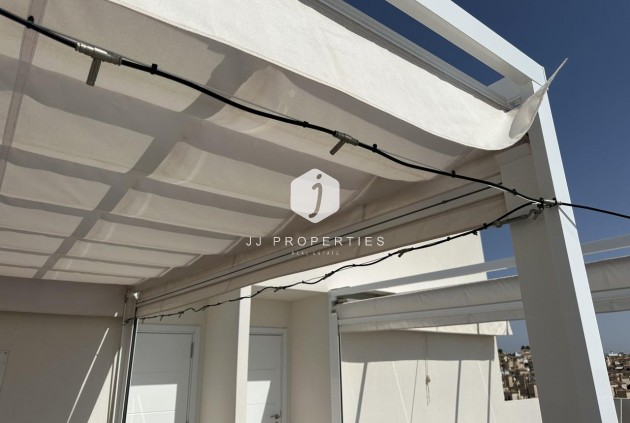 Aus zweiter Hand - Penthouse -
Orihuela Costa - Villamartín-las Filipinas