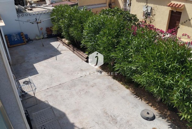 Aus zweiter Hand - Villa -
Torrevieja - Torreta Florida