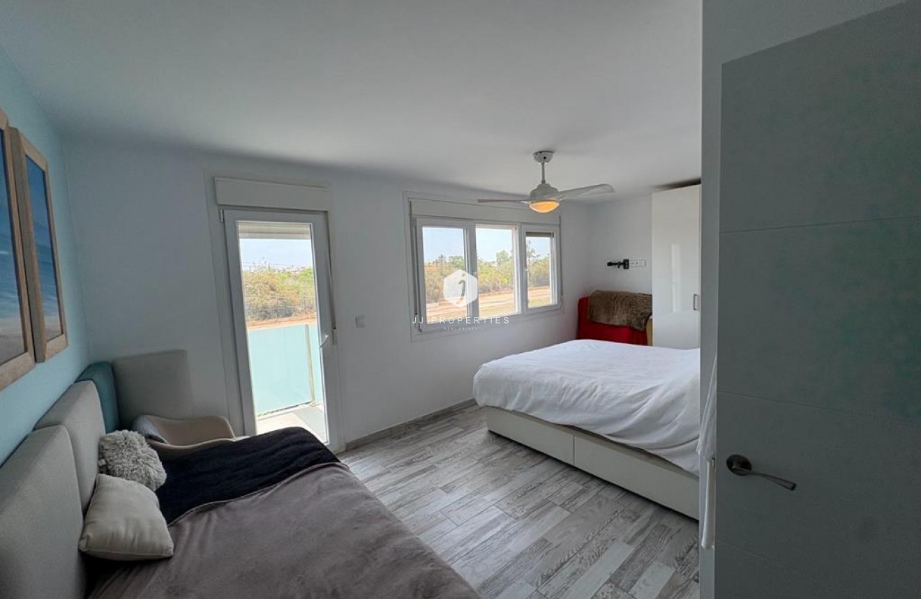 Aus zweiter Hand - Villa -
Torrevieja - Torreta Florida