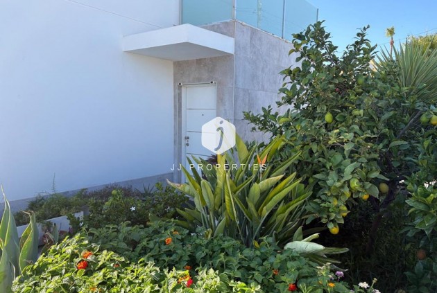 Aus zweiter Hand - Villa -
Torrevieja - Torreta Florida