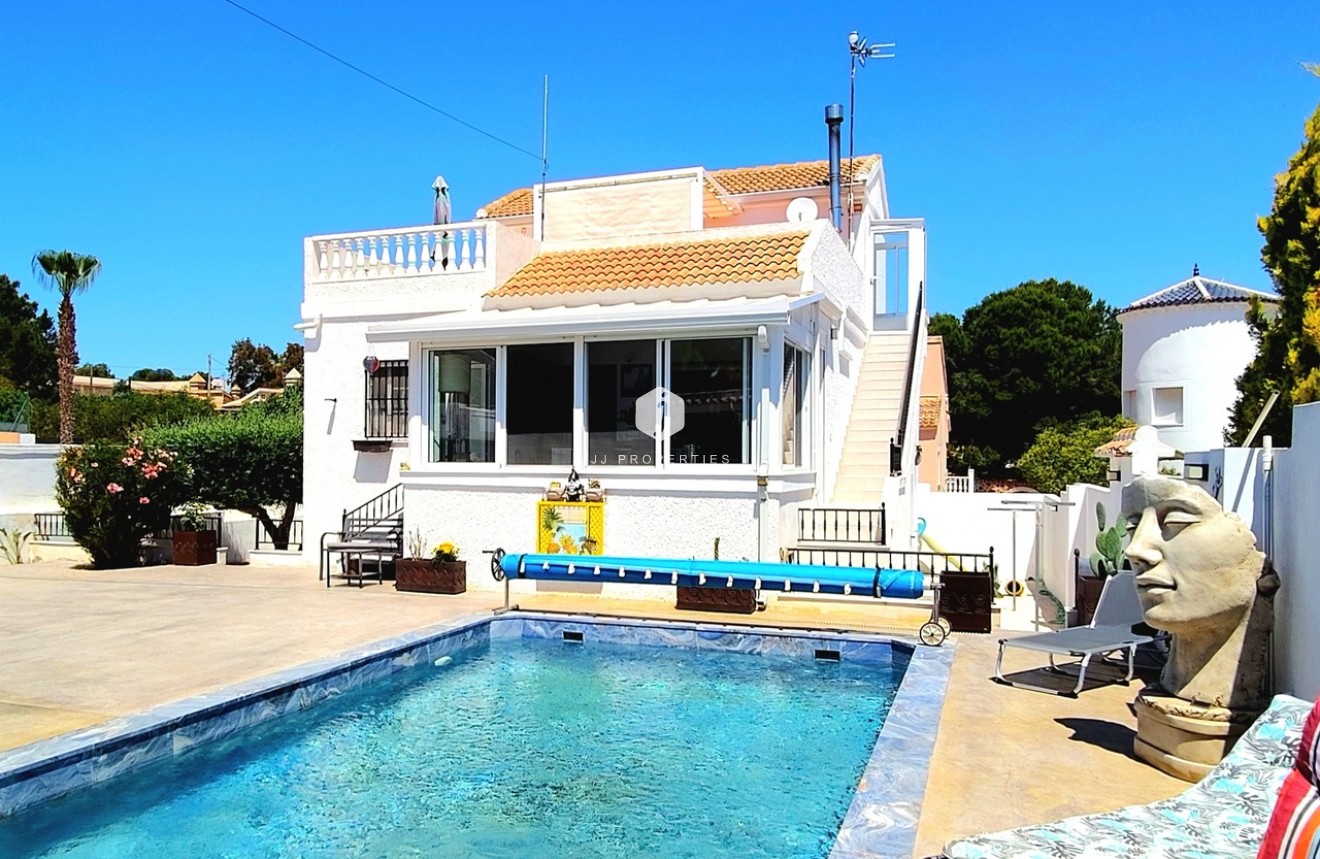 D'occasion - Villa -
San Miguel / Vistabella Golf - Inland