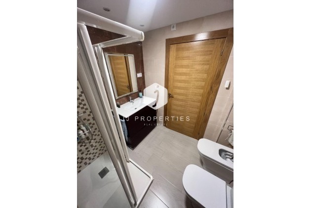 D'occasion - Appartement -
Torrevieja - Playa del Cura