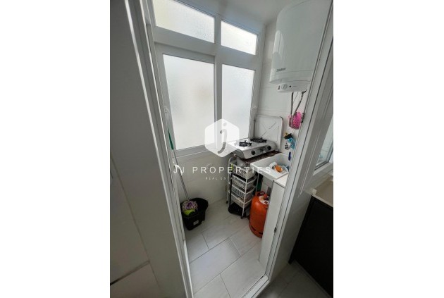 D'occasion - Appartement -
Torrevieja - Playa del Cura