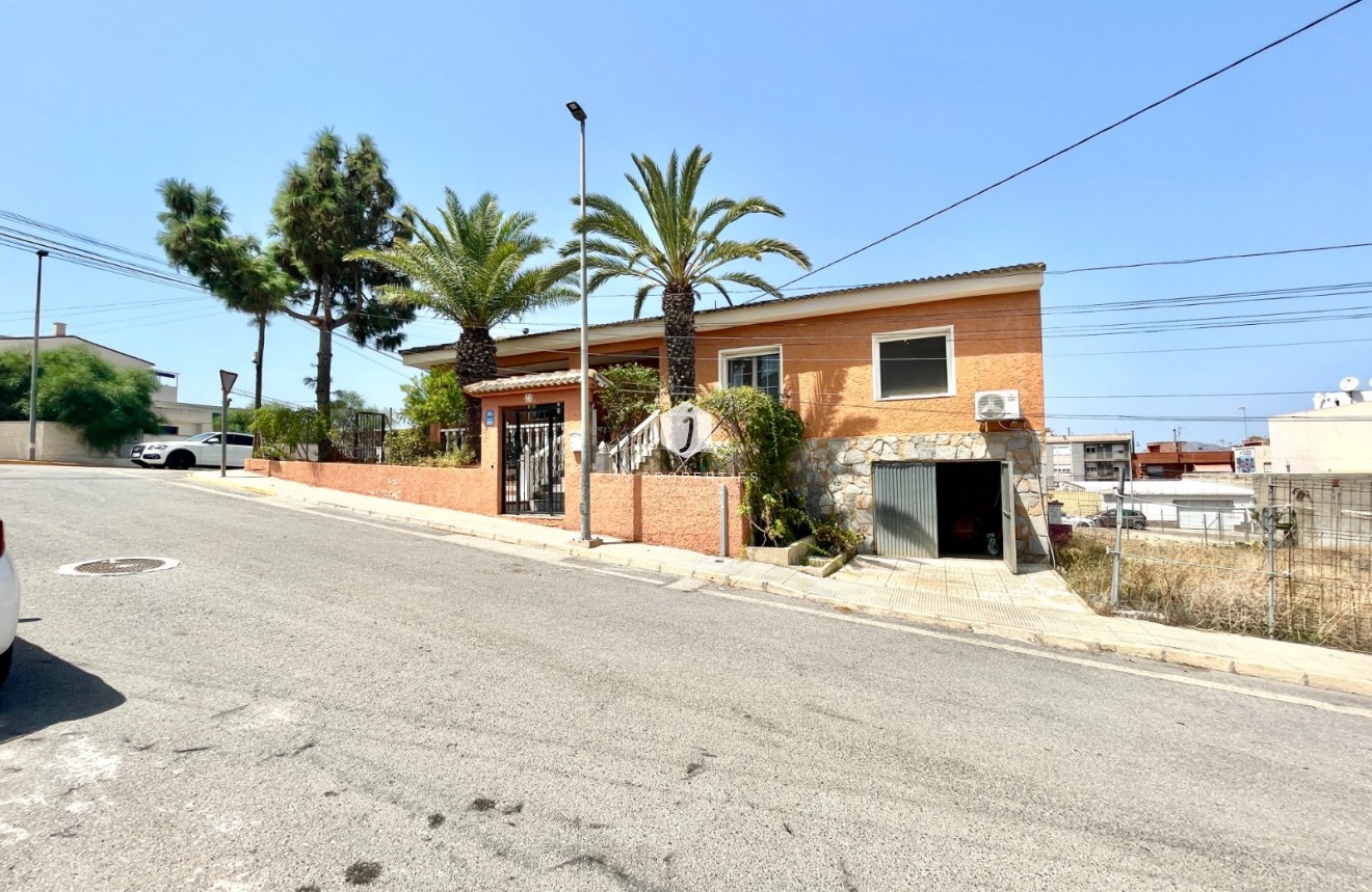 Tweedehands - Villa -
Benijofar - Costa Blanca