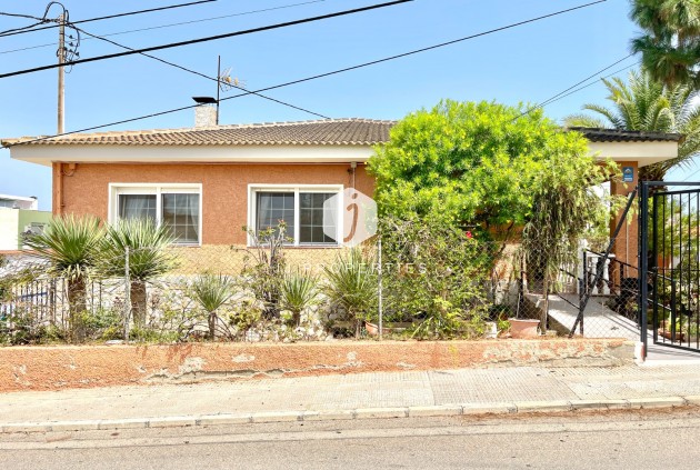 Aus zweiter Hand - Villa -
Benijofar - Costa Blanca