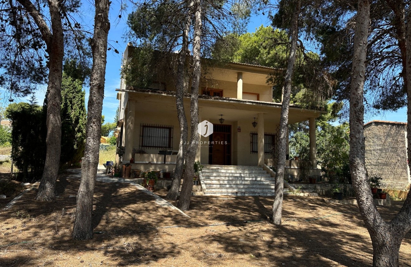 Aus zweiter Hand - Villa -
Torrevieja - Costa Blanca