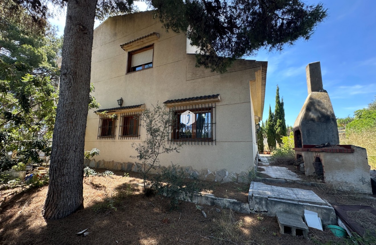 Aus zweiter Hand - Villa -
Torrevieja - Costa Blanca