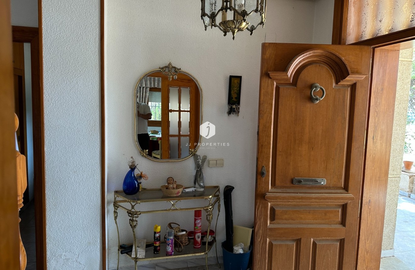 Aus zweiter Hand - Villa -
Torrevieja - Costa Blanca