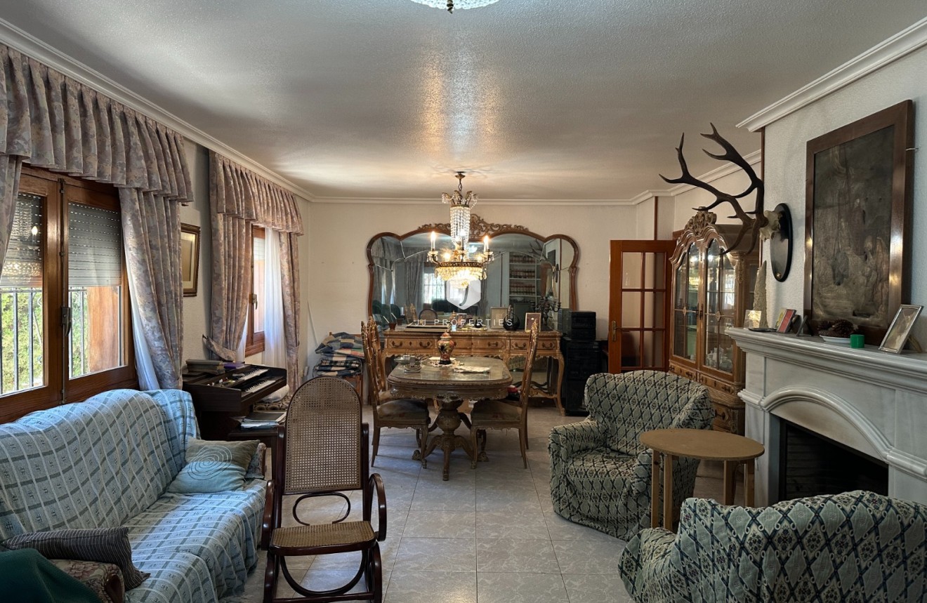 Aus zweiter Hand - Villa -
Torrevieja - Costa Blanca