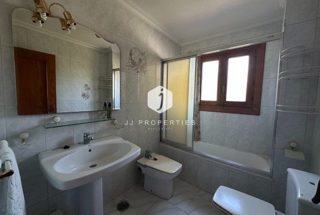 D'occasion - Villa -
Torrevieja - Costa Blanca