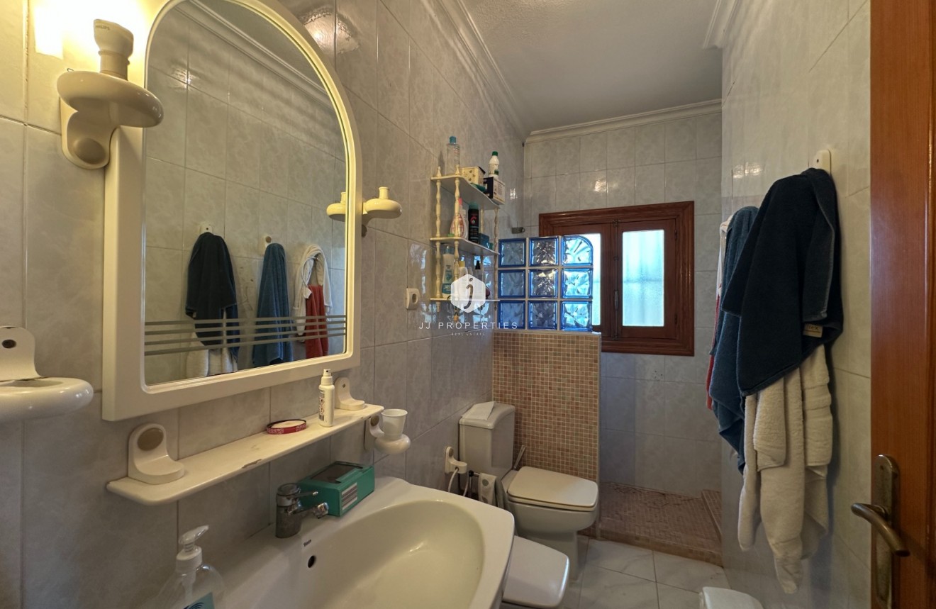 Aus zweiter Hand - Villa -
Torrevieja - Costa Blanca