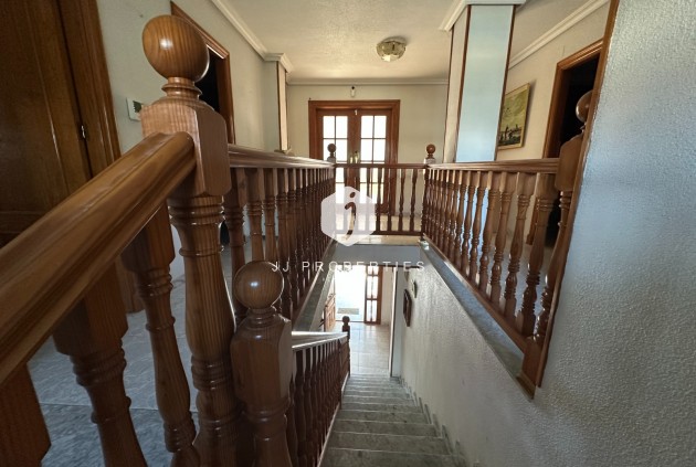 D'occasion - Villa -
Torrevieja - Costa Blanca