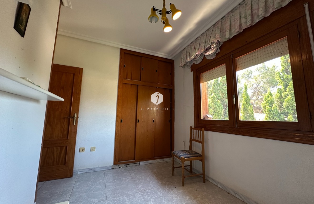 Aus zweiter Hand - Villa -
Torrevieja - Costa Blanca