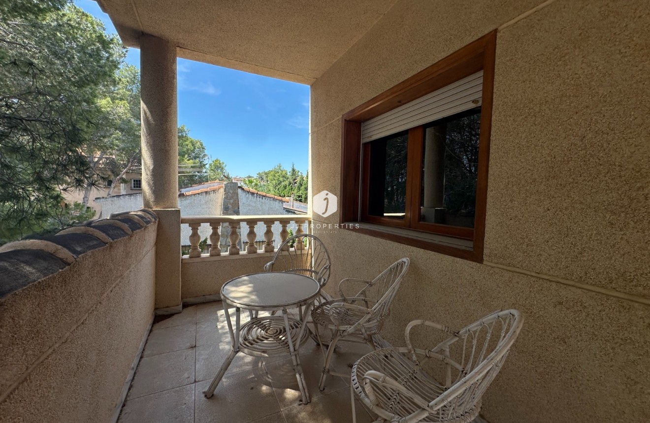 Aus zweiter Hand - Villa -
Torrevieja - Costa Blanca