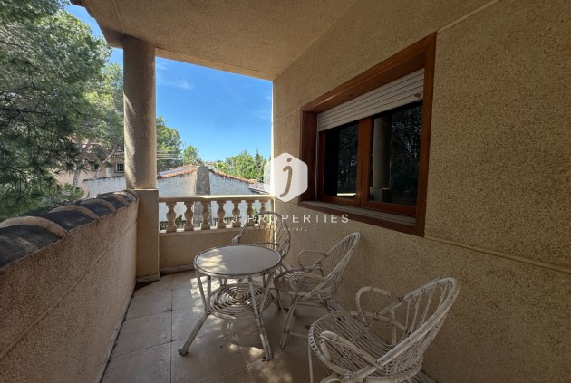 D'occasion - Villa -
Torrevieja - Costa Blanca
