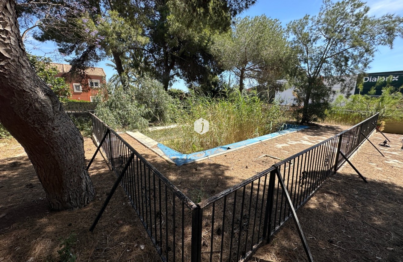 Aus zweiter Hand - Villa -
Torrevieja - Costa Blanca