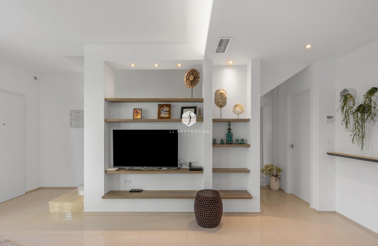 Aus zweiter Hand - Duplex -
Ciudad Quesada - Costa Blanca Sur