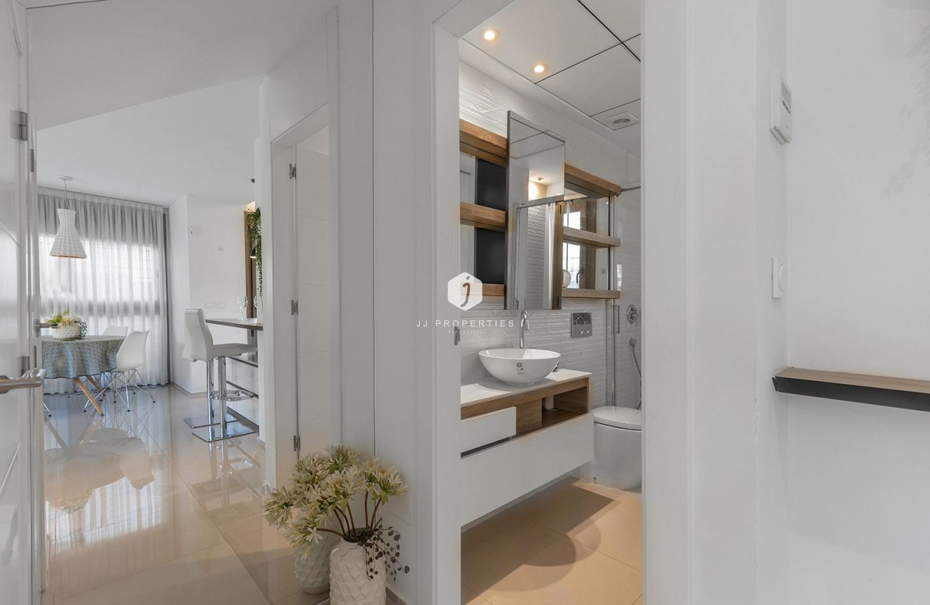 Aus zweiter Hand - Duplex -
Ciudad Quesada - Costa Blanca Sur