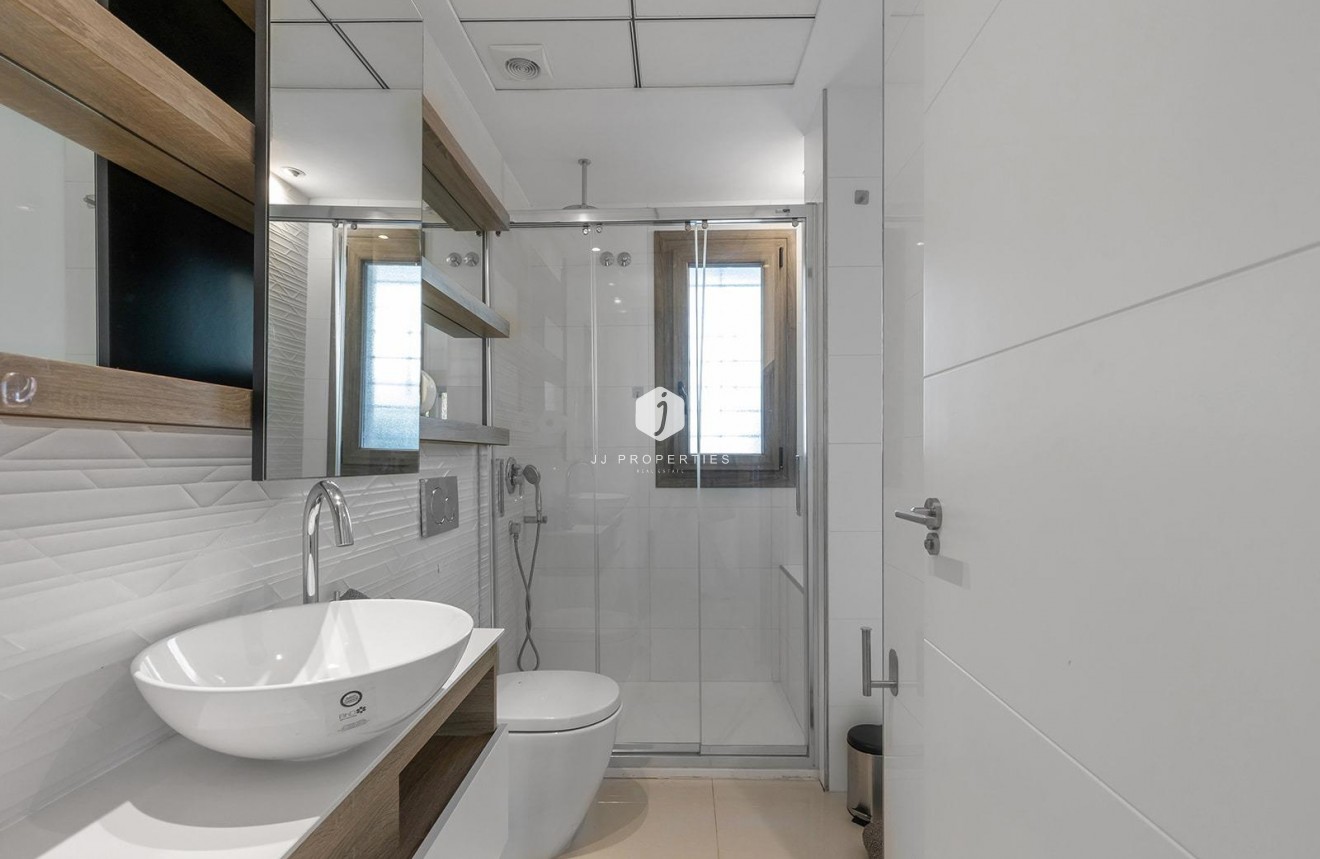 Aus zweiter Hand - Duplex -
Ciudad Quesada - Costa Blanca Sur