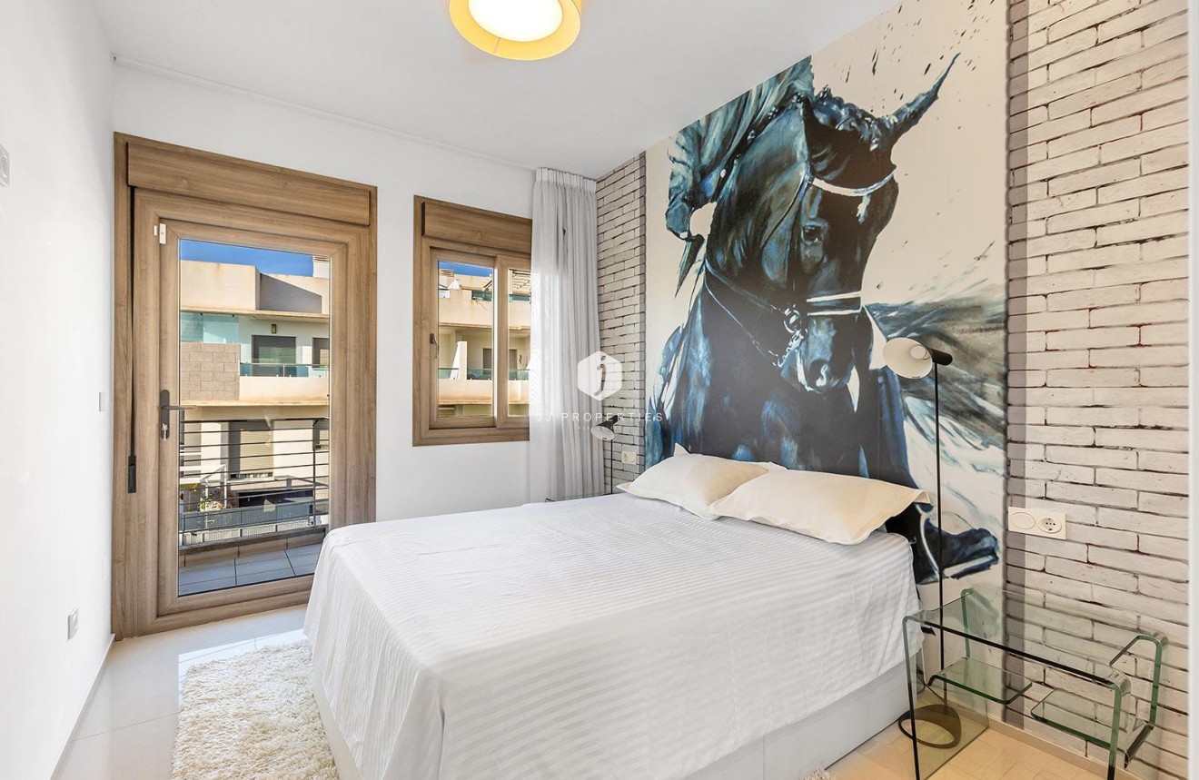 Aus zweiter Hand - Duplex -
Ciudad Quesada - Costa Blanca Sur