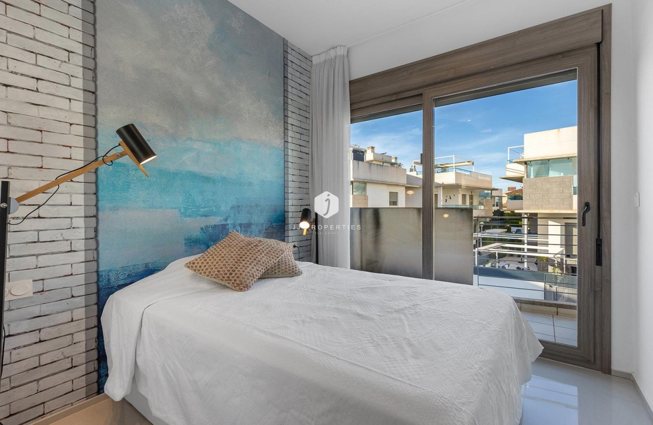 Aus zweiter Hand - Duplex -
Ciudad Quesada - Costa Blanca Sur