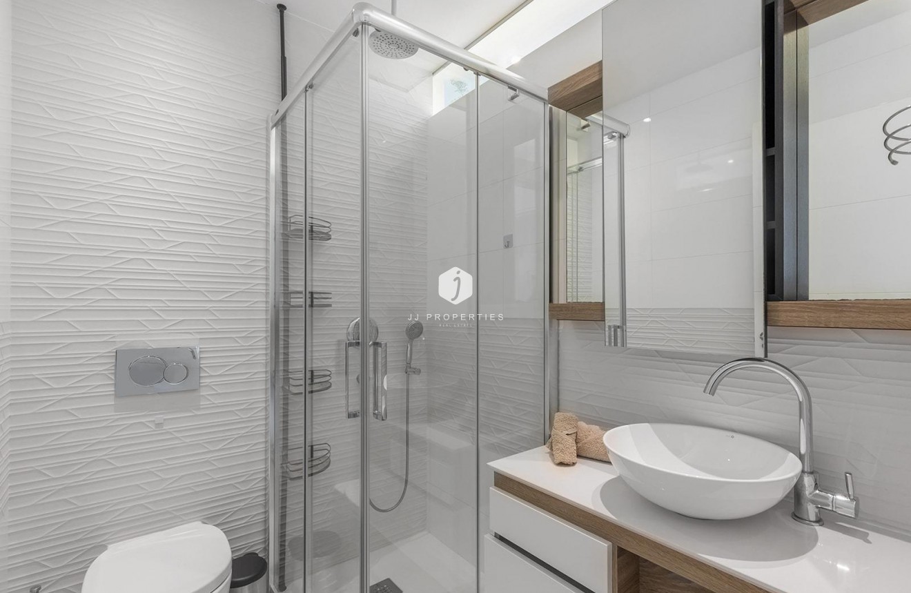 Aus zweiter Hand - Duplex -
Ciudad Quesada - Costa Blanca Sur
