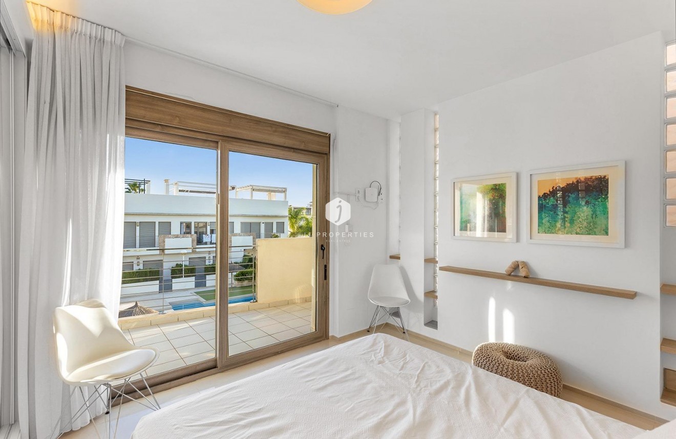 Aus zweiter Hand - Duplex -
Ciudad Quesada - Costa Blanca Sur