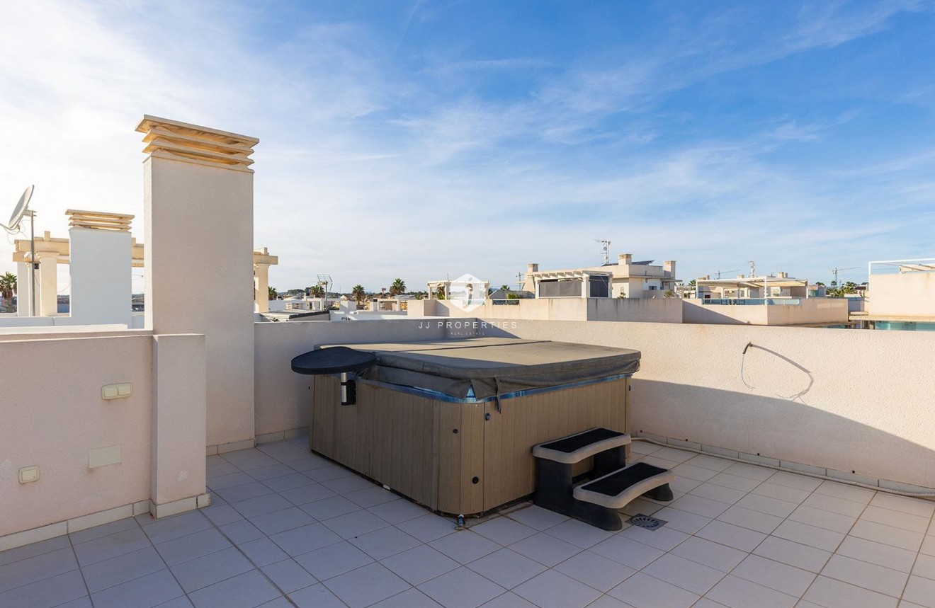 Aus zweiter Hand - Duplex -
Ciudad Quesada - Costa Blanca Sur