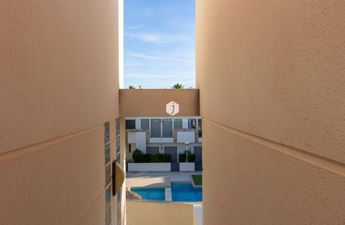 Aus zweiter Hand - Duplex -
Ciudad Quesada - Costa Blanca Sur