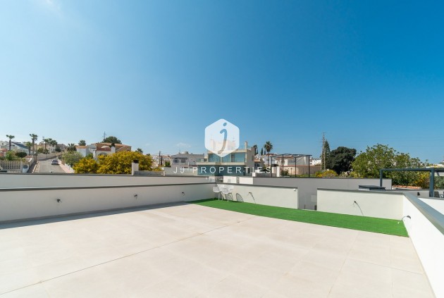D'occasion - Villa -
Orihuela Costa - Costa Blanca