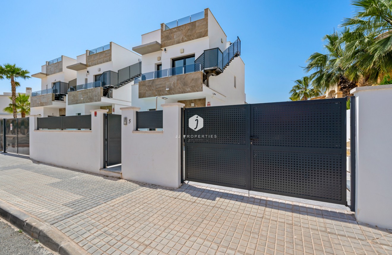 Aus zweiter Hand - Villa -
Torrevieja - Costa Blanca