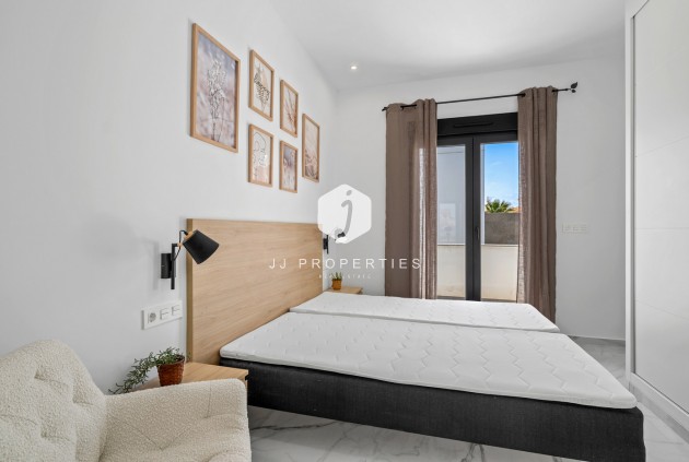 Aus zweiter Hand - Villa -
Torrevieja - Costa Blanca