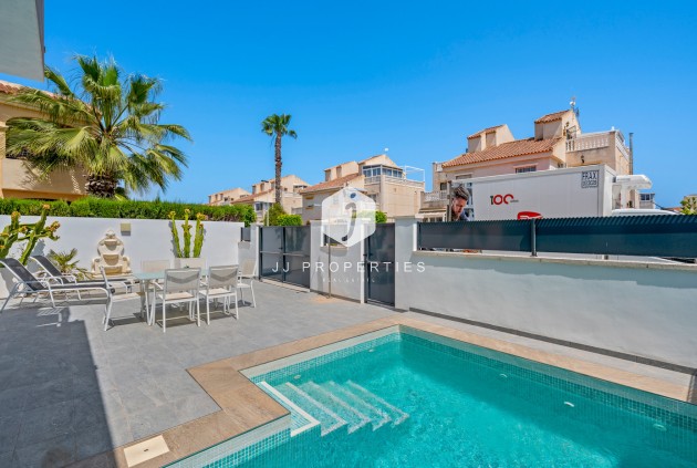 Aus zweiter Hand - Villa -
Torrevieja - Costa Blanca