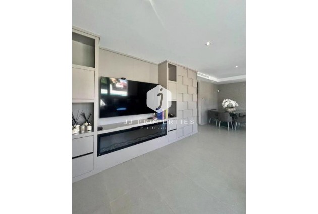 Tweedehands - Villa -
Los Balcones - Costa Blanca