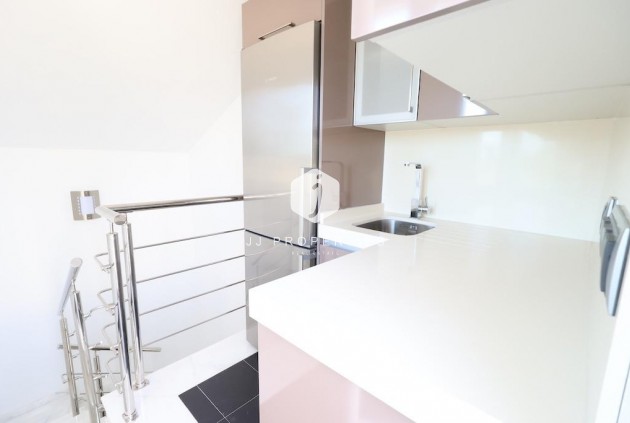 Z drugiej ręki - Villa -
Cabo Roig - Costa Blanca