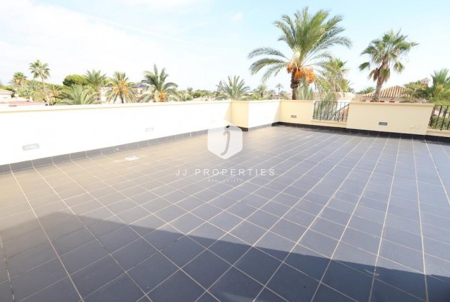 Z drugiej ręki - Villa -
Cabo Roig - Costa Blanca