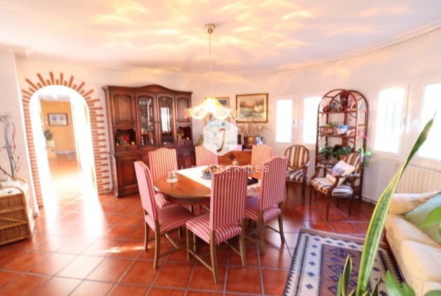 D'occasion - Villa -
Torrevieja - Costa Blanca