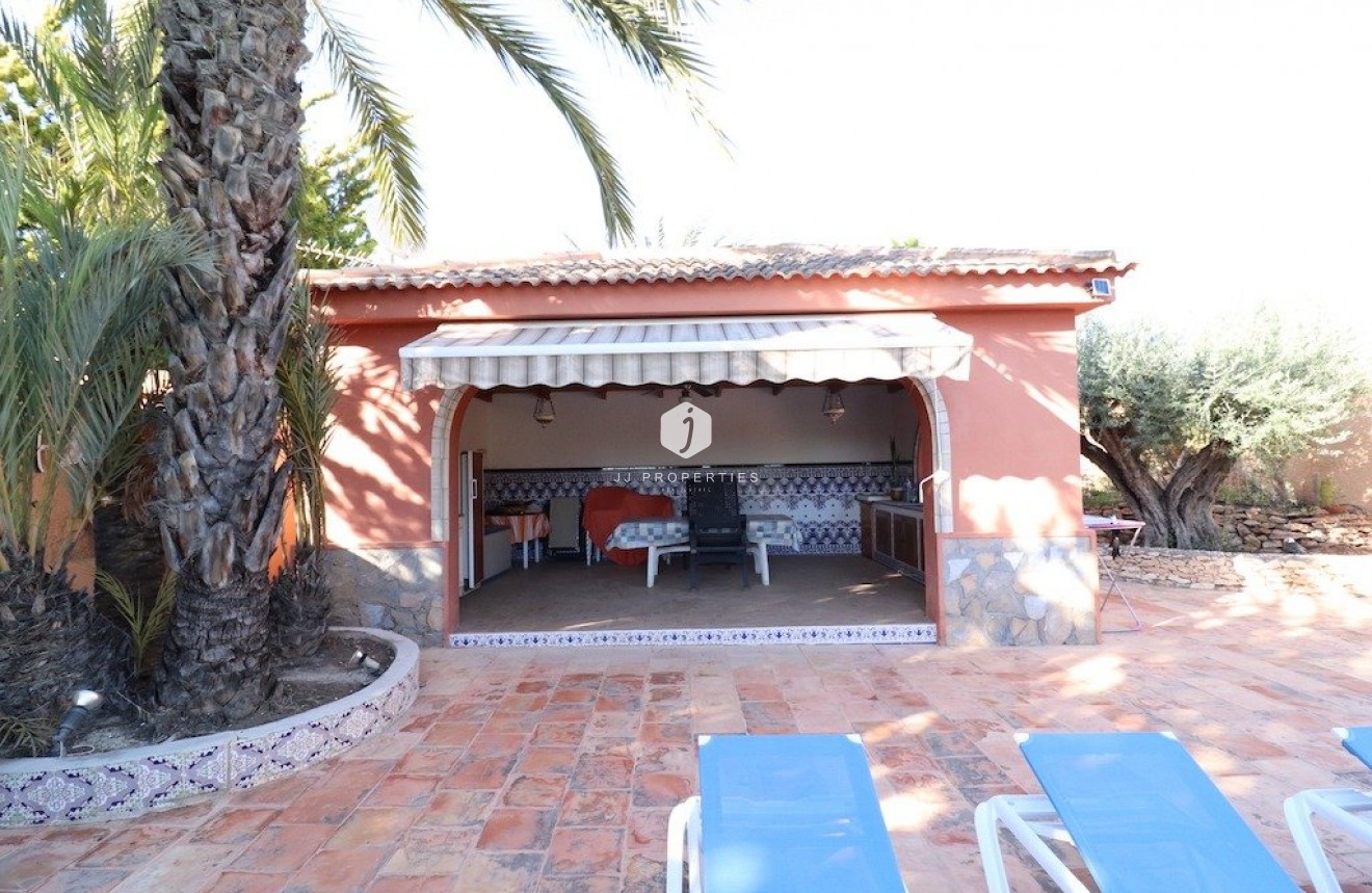 Tweedehands - Villa -
Torrevieja - Costa Blanca