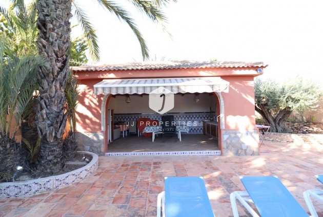 D'occasion - Villa -
Torrevieja - Costa Blanca